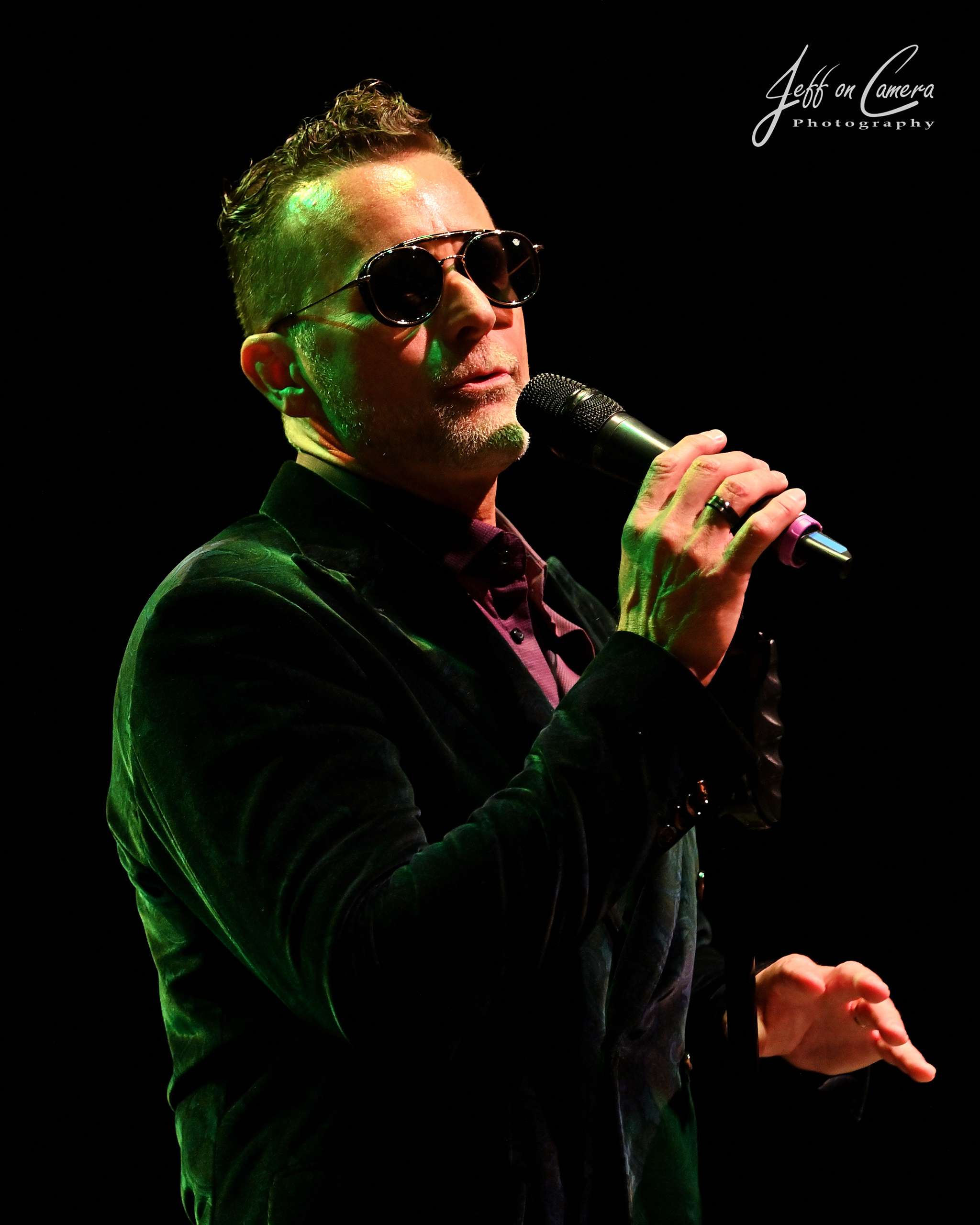 Undercovers Undercovers